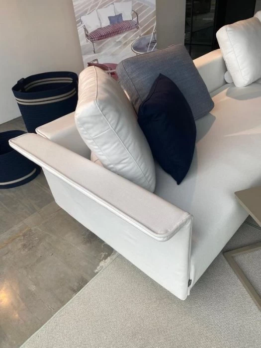 Divano da giardino Poltrona Frau SOLARIA