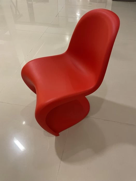 Poltroncina Vitra Panton Junior