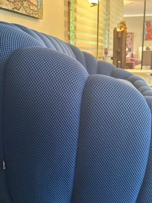 particolare tessuto NETWORK blu