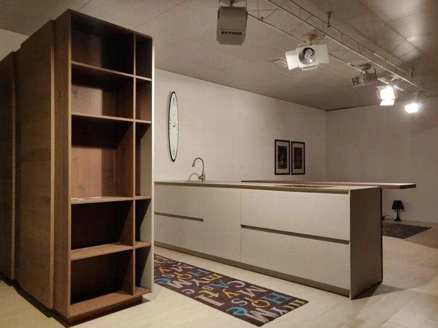 Cucina con Isola Euromobil Filo Antis