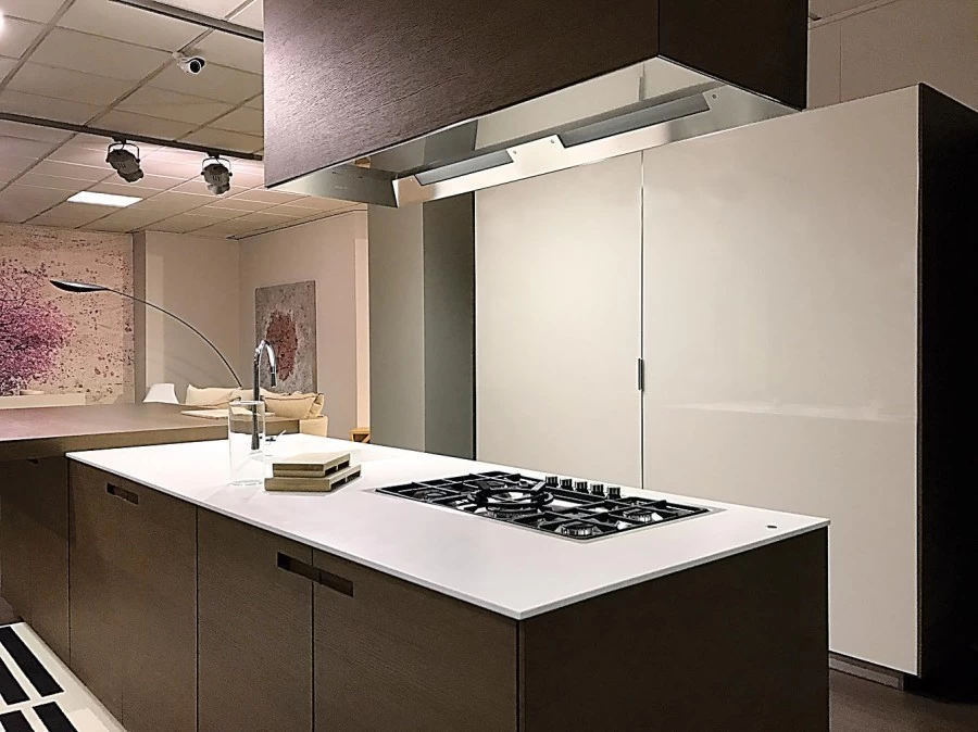 Il Living può essere abbinato alla cucina Euromobil Assim, presentata in modo dettagliato nella scheda dedicata