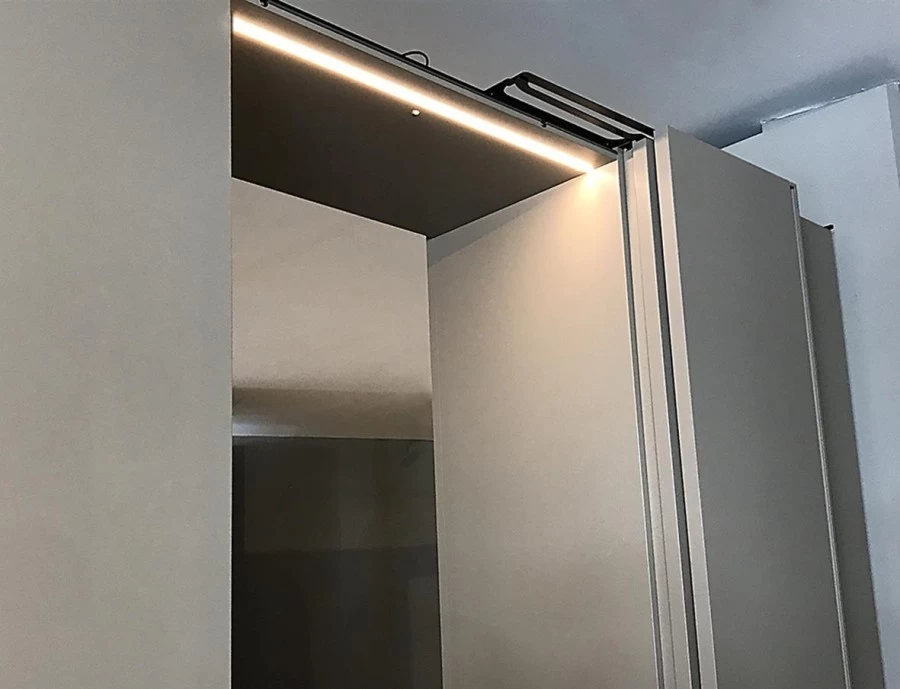 Armadio battente Molteni&C. GLISS MASTER Sistema 7