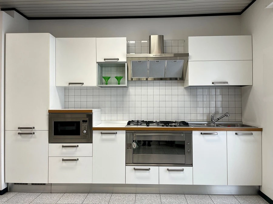 Cucina lineare Mia Alba