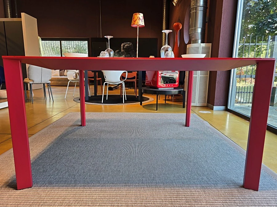 Tavolo quadrato MIDJ Akashi