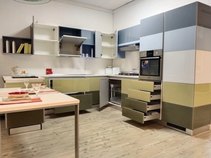 Cucina angolare Scavolini Tetrix