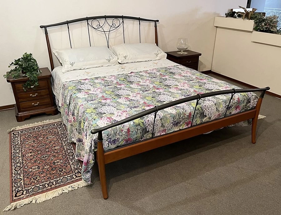 Letto matrimoniale Produzione Artigianale Desideri