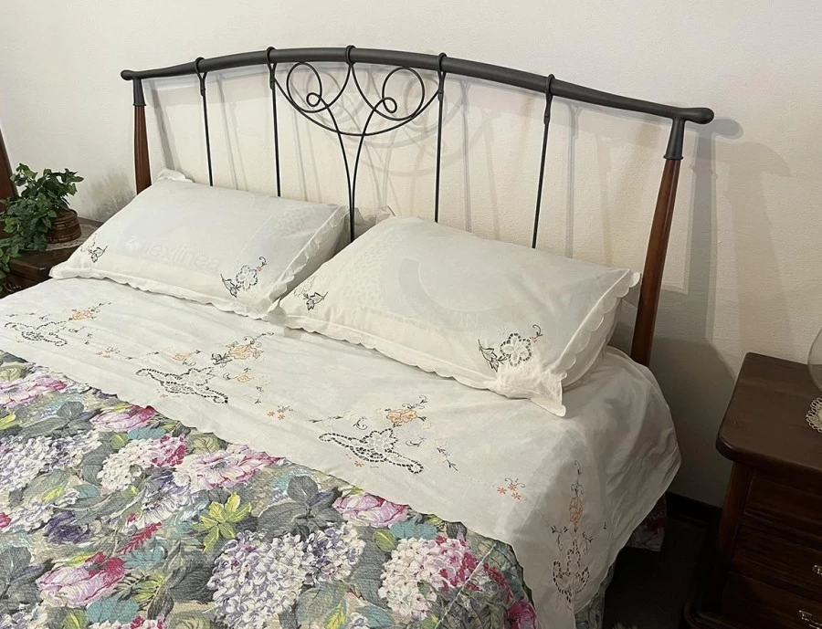 Letto matrimoniale Produzione Artigianale Desideri