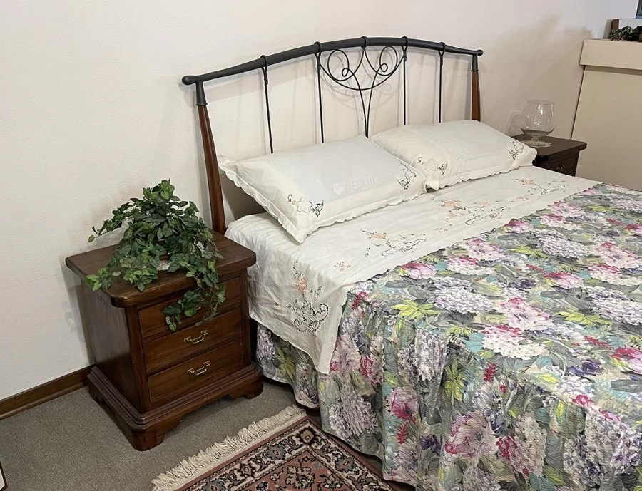 Letto matrimoniale Produzione Artigianale Desideri