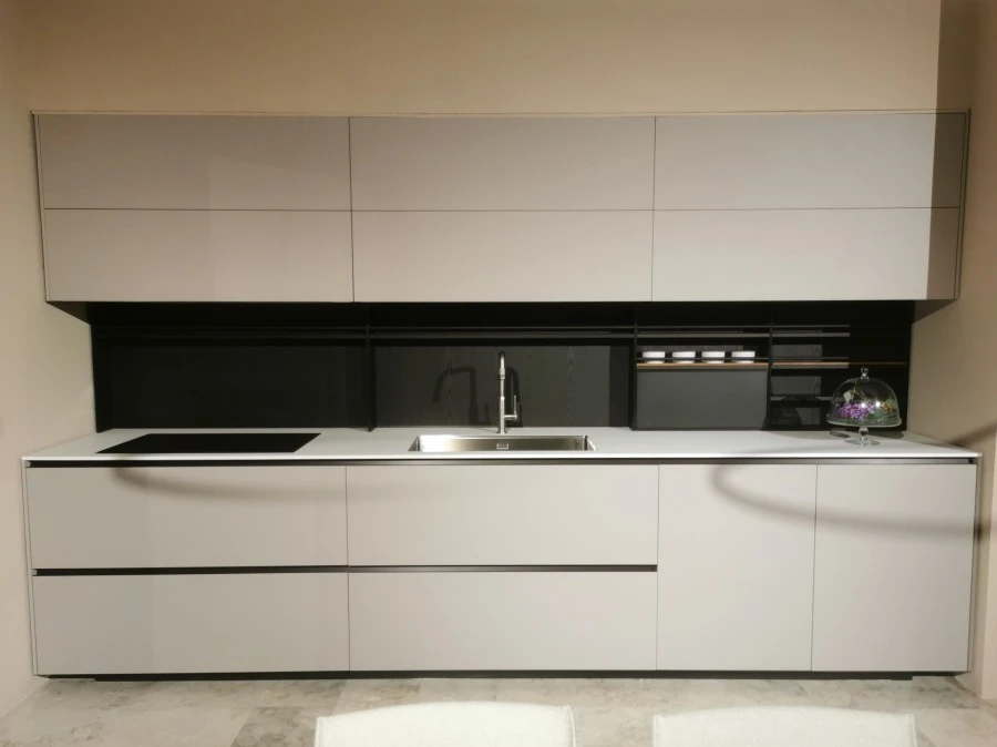 Cucina lineare Poliform Alea Pro