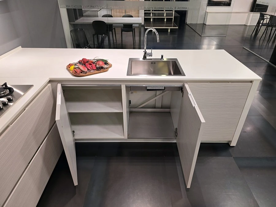 Cucina con penisola Cesar Yara