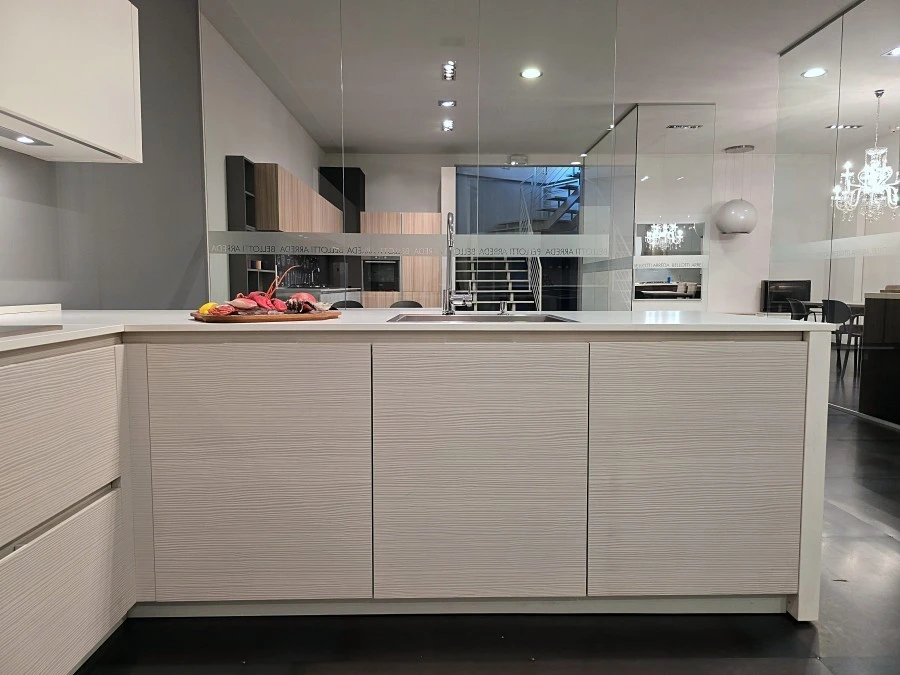 Cucina con penisola Cesar Yara