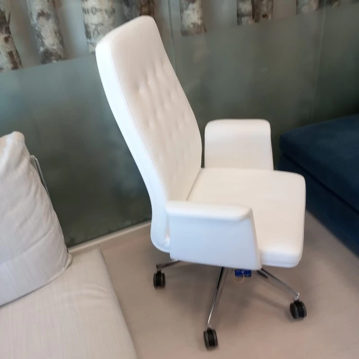Poltroncina Produzione Artigianale PLANET dir6