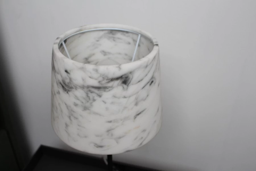 Lampada da tavolo Produzione Artigianale marmo