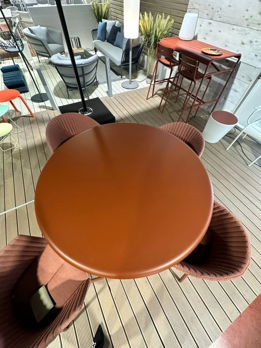 Gruppi tavoli e sedute Outdoor Fast MOAI E RIA