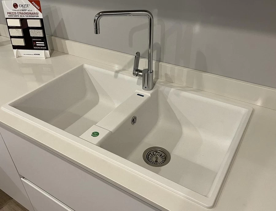 Cucina con penisola Dibiesse Spring Job