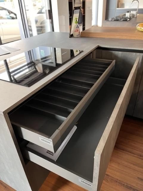 Cucina con penisola Armony RHO