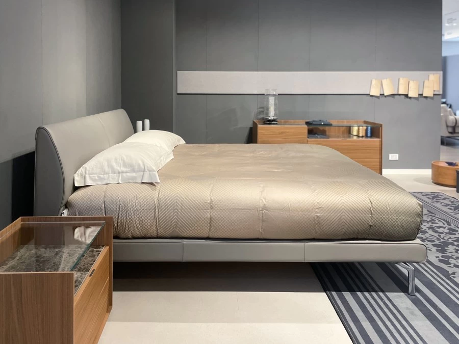 Letto matrimoniale Poltrona Frau Eosonno