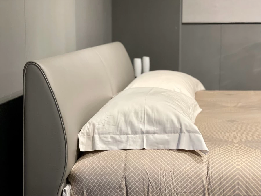 Letto matrimoniale Poltrona Frau Eosonno