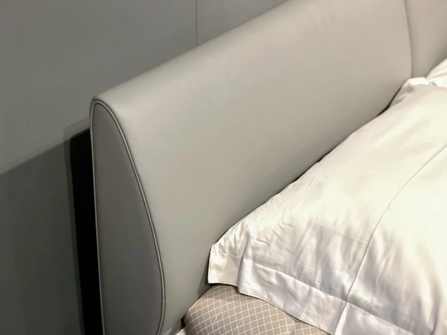 Letto matrimoniale Poltrona Frau Eosonno