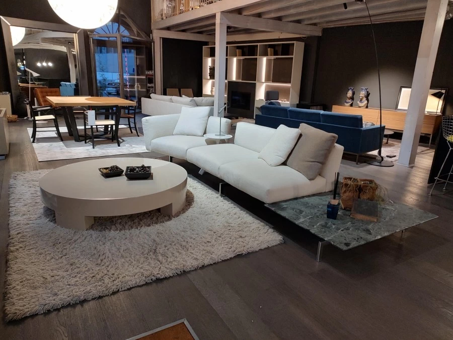 Divano Knoll avio con tavolo in marmo angolare