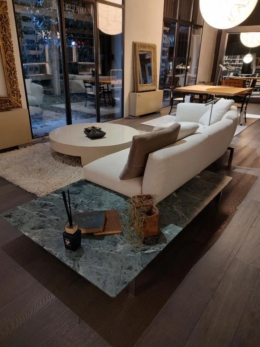 Divano Knoll avio con tavolo in marmo angolare