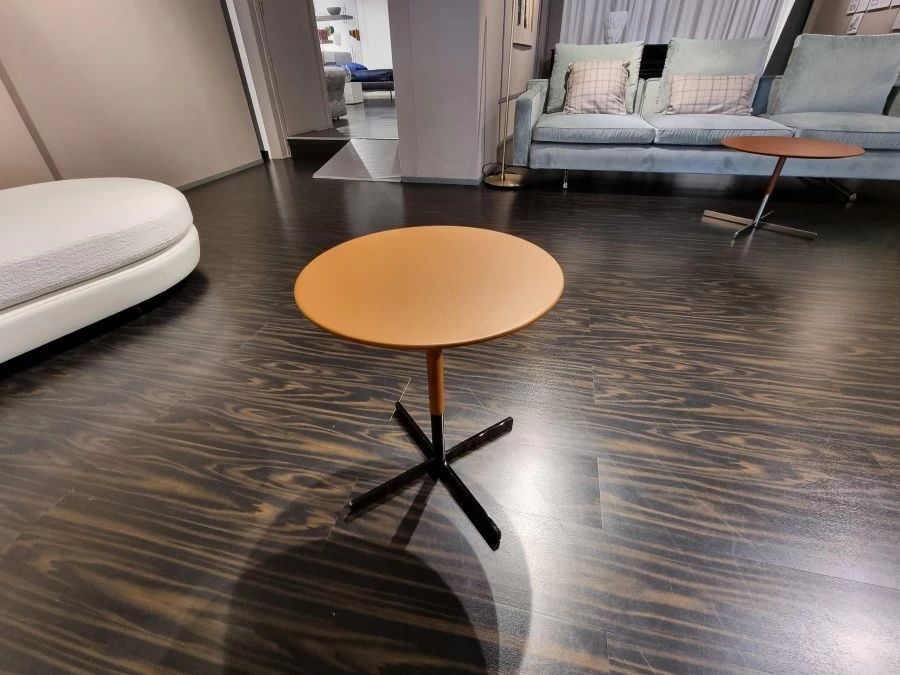 Tavolino rotondo Poltrona Frau Bob