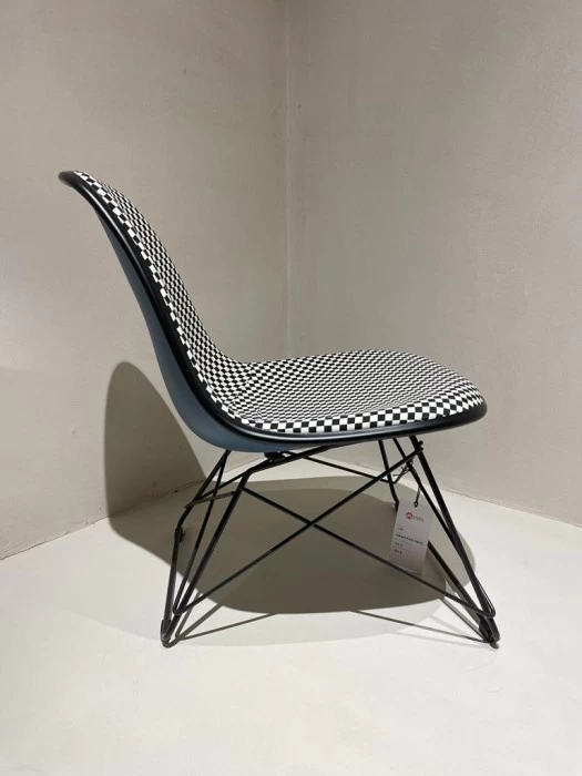 Poltroncina Vitra LSR