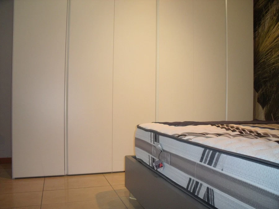 Armadio battente Novamobili Wardrobes