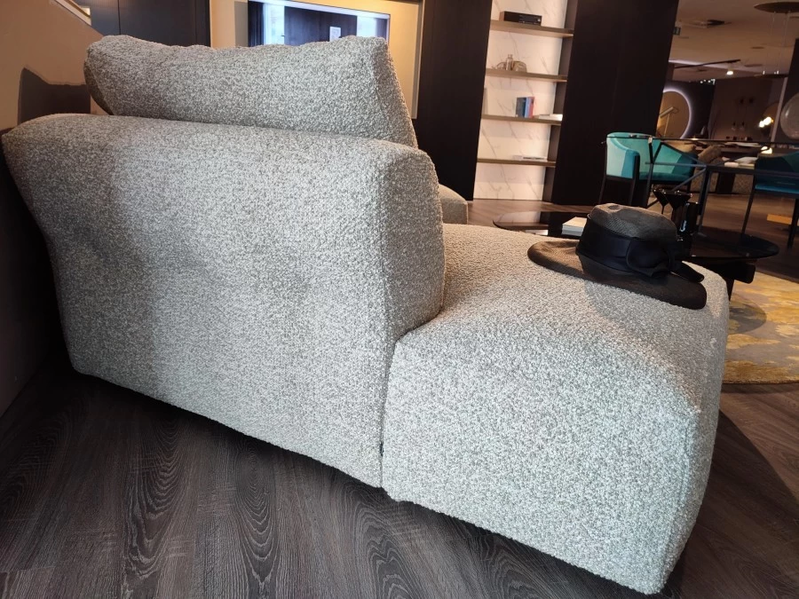 Divano Chaise-longue Cassina Sengu bold