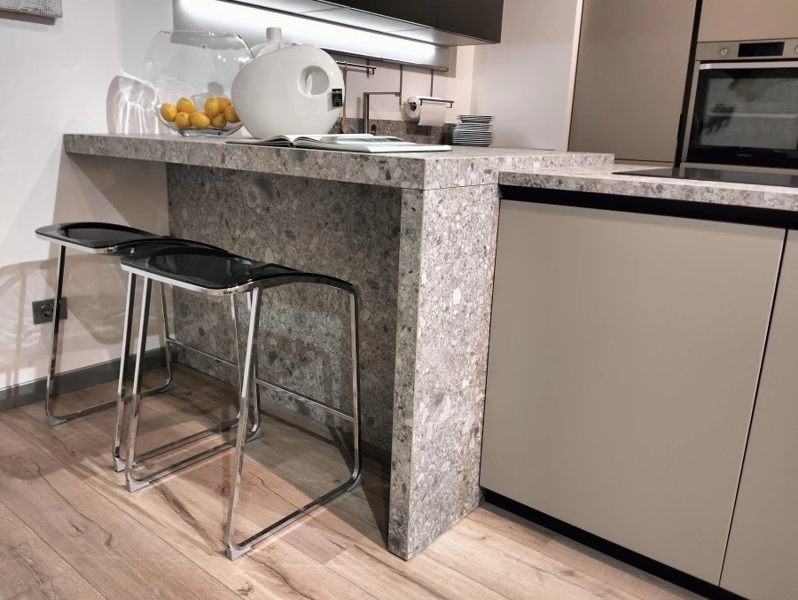 Cucina con penisola Scavolini Delinea