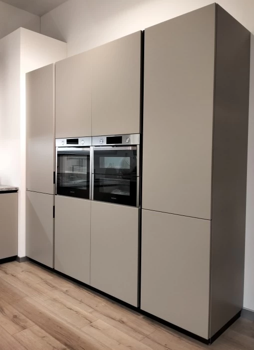 Cucina con penisola Scavolini Delinea