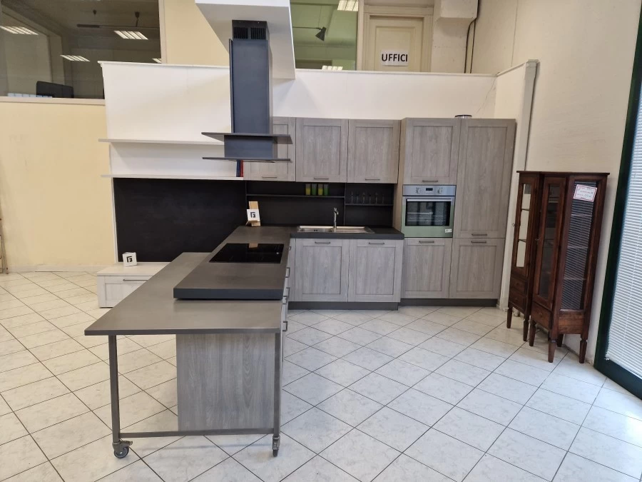 Cucina con penisola Stosa Cucine City