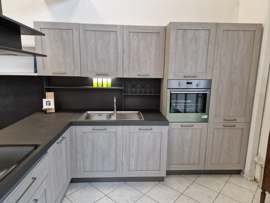 Cucina con penisola Stosa Cucine City