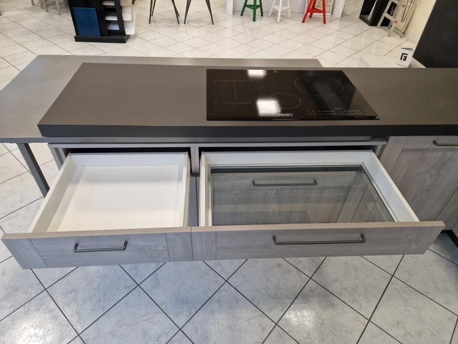 Cucina con penisola Stosa Cucine City