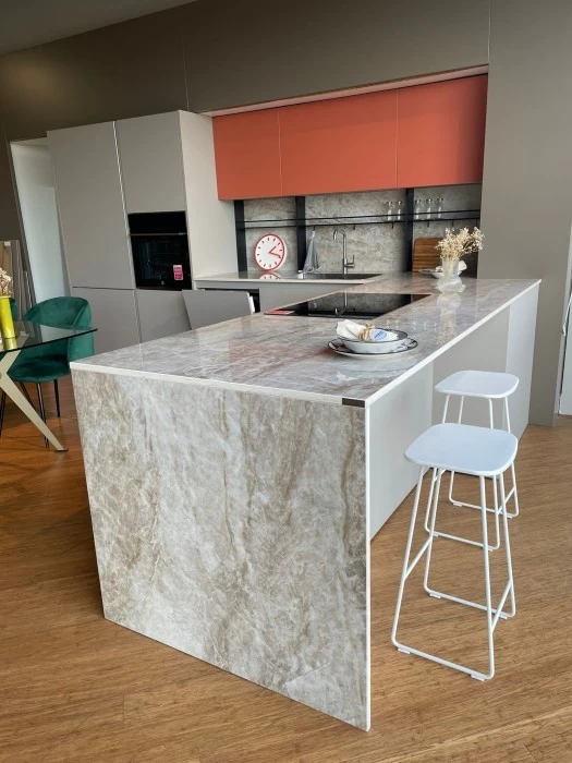 Cucina con penisola Atra Cucine System 22