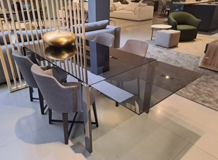 Sedia con braccioli Flexform Hera