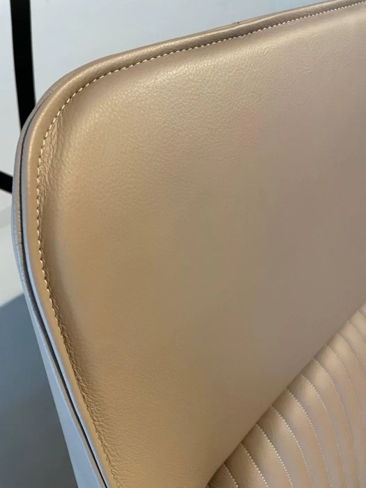 Letto matrimoniale Poltrona Frau Coupè De Luxe