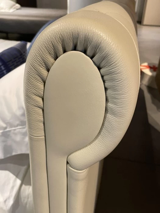 Letto matrimoniale Poltrona Frau Bluemoon