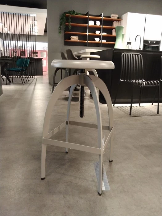 Sgabello Target Point Riga