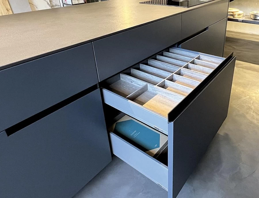 Cucina con Isola Elmar Solo ISOLA At Home Cube