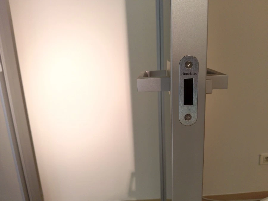 Porta battente Rimadesio Vela
