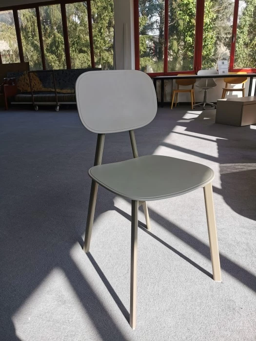 Sedia senza braccioli Pointhouse Tata 1