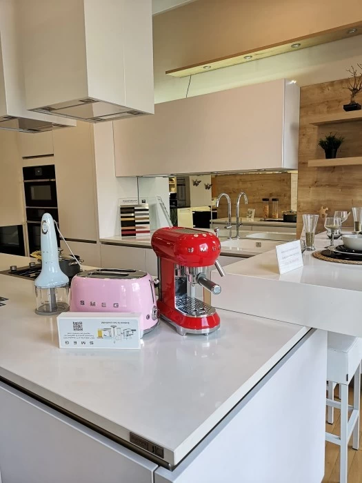 Cucina con Isola Hacker Systemat AV 6000