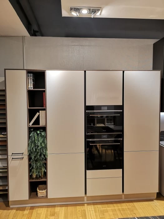 Cucina con penisola Hacker Systemat 2035