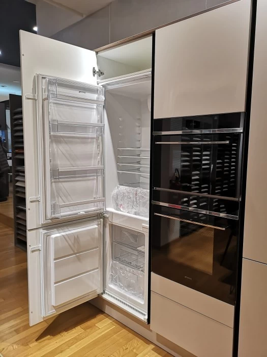 Cucina con penisola Hacker Systemat 2035