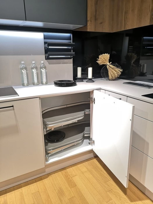 Cucina con penisola Hacker Systemat 2035