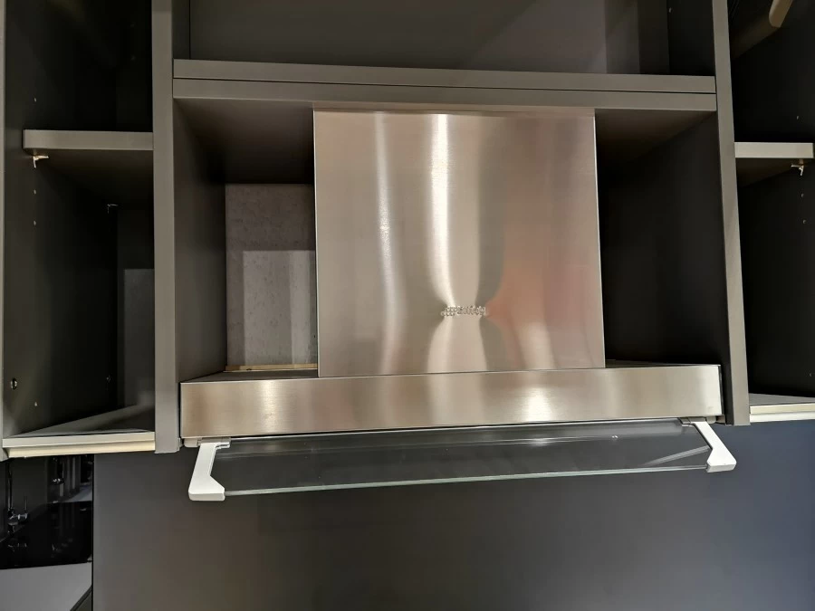 Cucina con penisola Hacker Systemat 2035