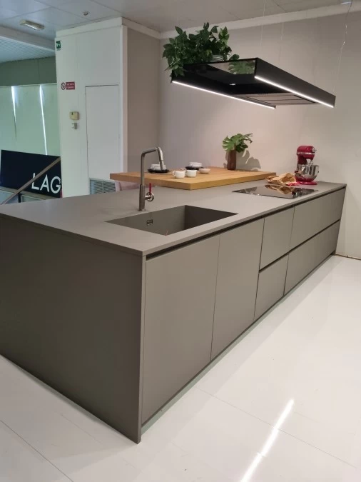Cucina con Isola Meson's M22