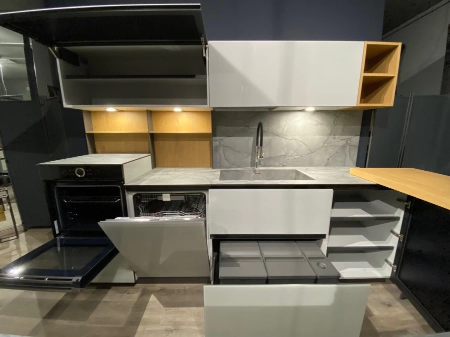 Cucina con Isola Arredo3 GLASS