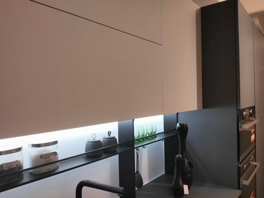 Cucina angolare Scavolini Delinea Fenix